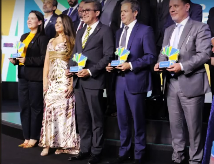 Conselho Federal de Contabilidade ganha o 1º lugar do Prêmio da Rede  Governança Brasil - Grafitti News :: Informação e Publicidade Legal